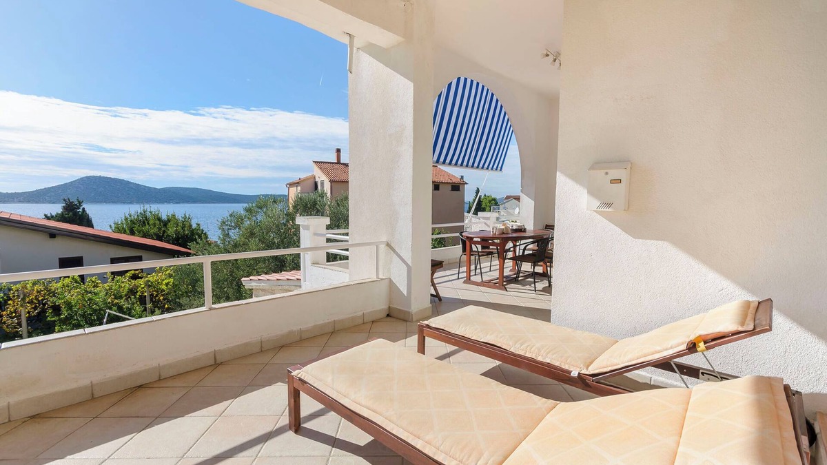 Prvic Luka Apartment | Apartments Angel (115461-A3) - Prvic Sepurine
