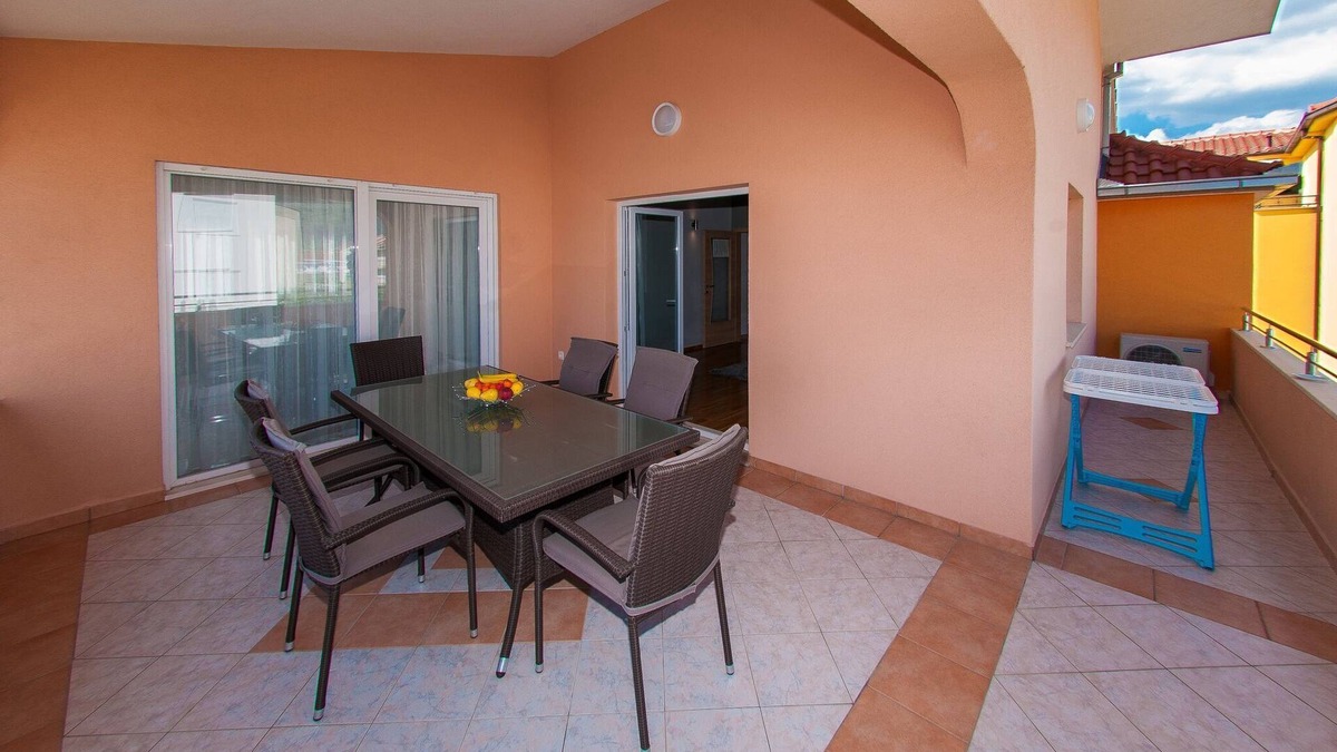Stobrec Apartment | Apartments Anita-Luxury Three Bedroom Apartment with Terrace