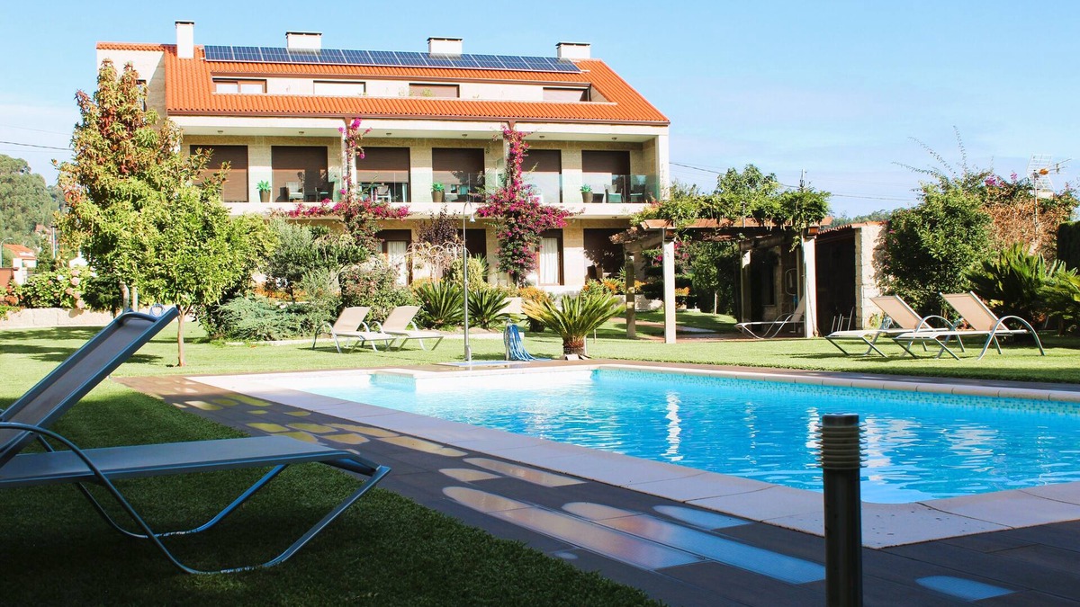 Ardia Apartment | Apartments "As Lagoas" - overlooking the pool and the garden
