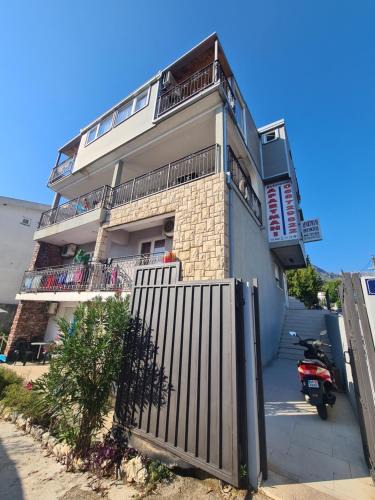Bar Apartment | Apartments Bulatović