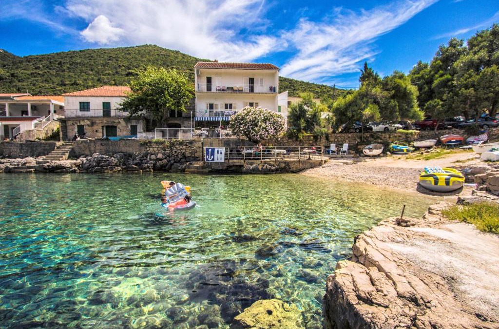 Pokrivenik Apartment | Apartments by the sea Cove Zarace - Gdinj, Hvar - 2047