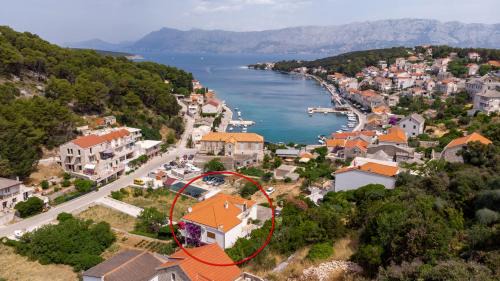Povlja Apartment | Apartments by the sea Povlja, Brac - 16792