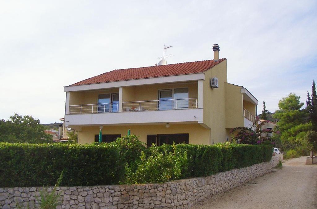 Vinisce Apartment | Apartments by the sea Vinisce, Trogir - 5229