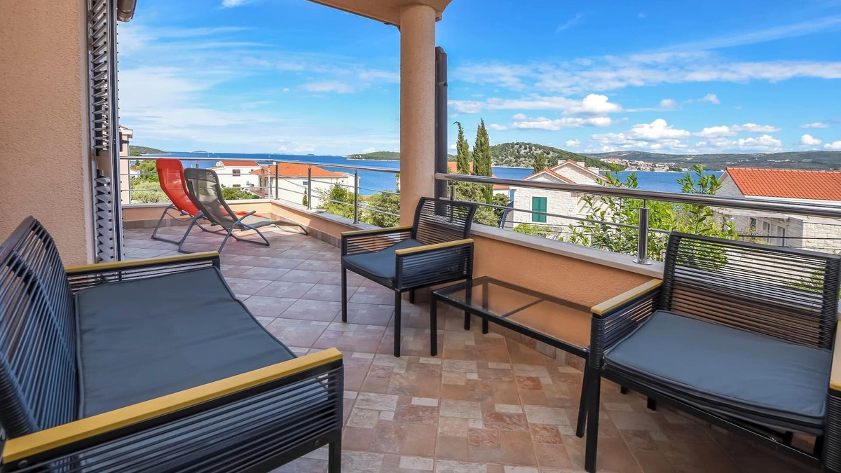 Razanj Apartment | Apartments Ema (22211-A1) - Razanj