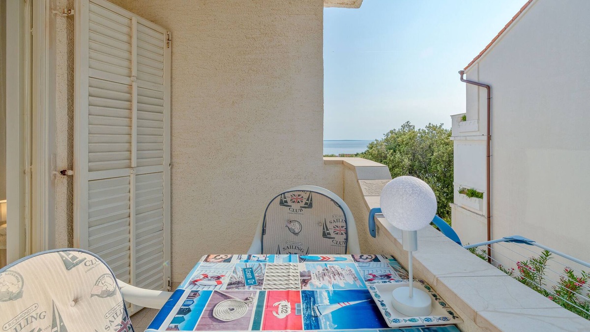 Mandre Apartment | Apartments Family Gligora (25321-A2) - Mandre - island Pag