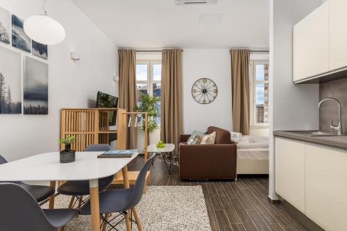 Rijeka Apartment | Apartments Harbour View
