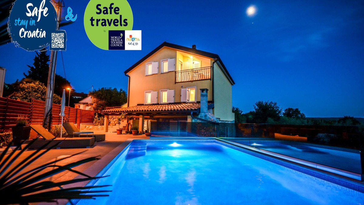 Malinska-Dubasnica Apartment | apartments Juros Sveti Vid 2 with pool