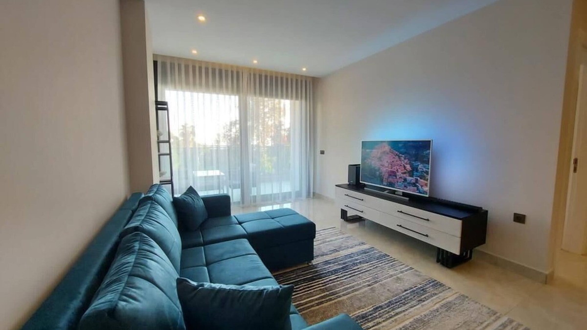 Seki Apartment | Apartments in Alania on the first line, sea and mountain view
