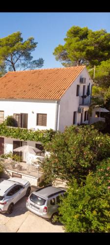 Vrboska Apartment | Apartments Iskra