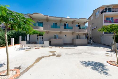 Duce Apartment | Apartments Kate
