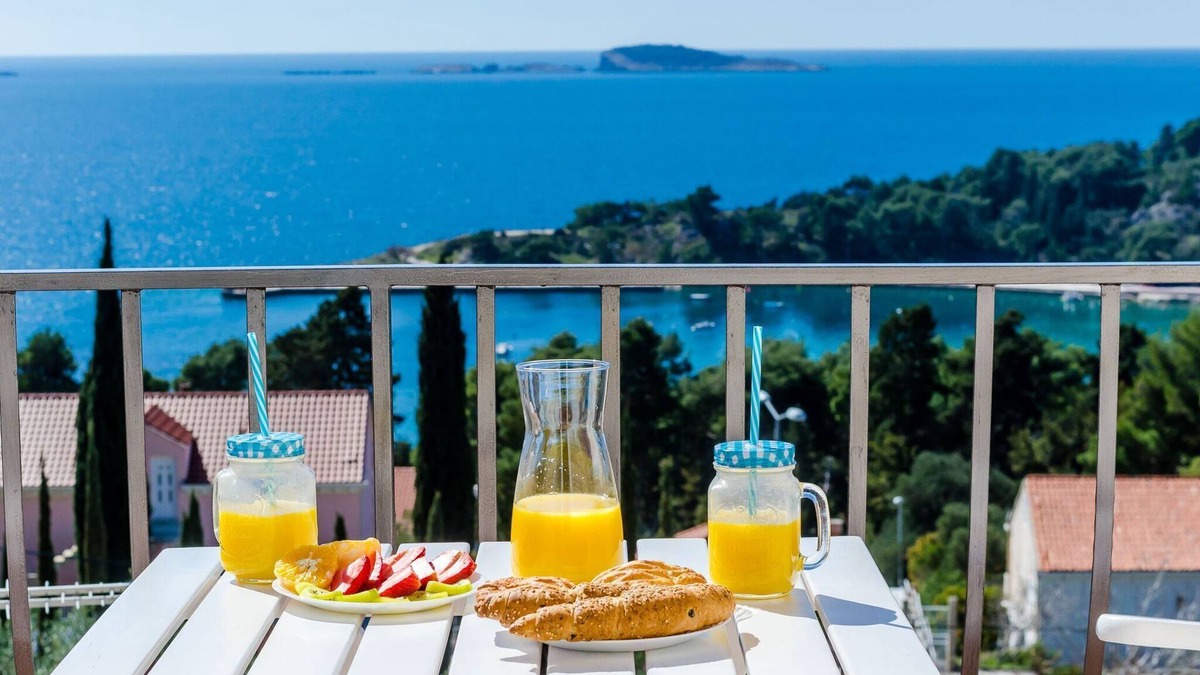 Brasina Apartment | Apartments Knego - One Bedroom Apartment with Balcony and Sea View