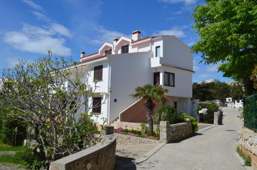 Baska Apartment | Apartments Kricin 14