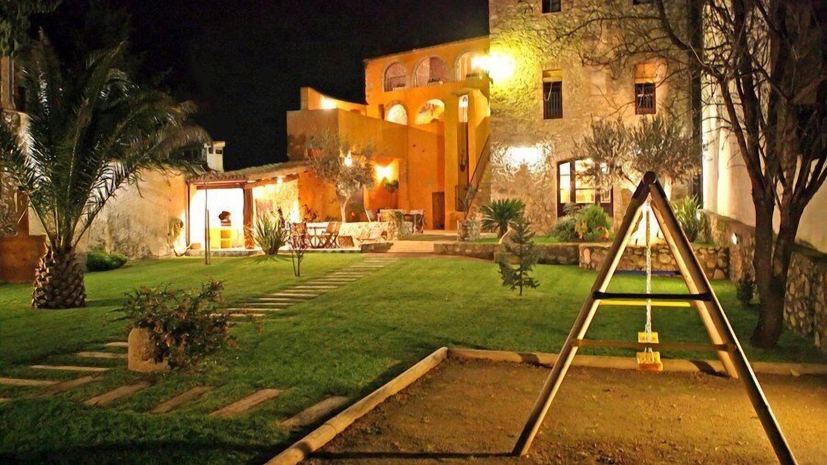 Capmany Apartment | Apartments Lobet - Costa Brava-Girona