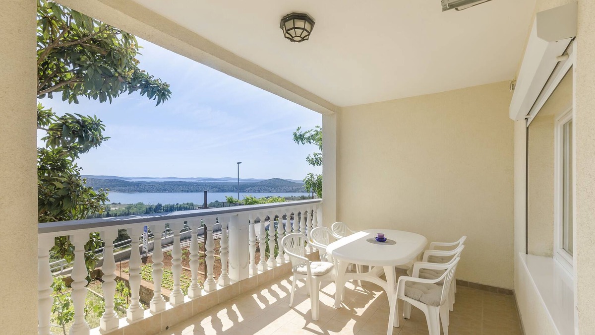 Meterize Apartment | Apartments Maestral Suites (87441-A1) - Sibenik