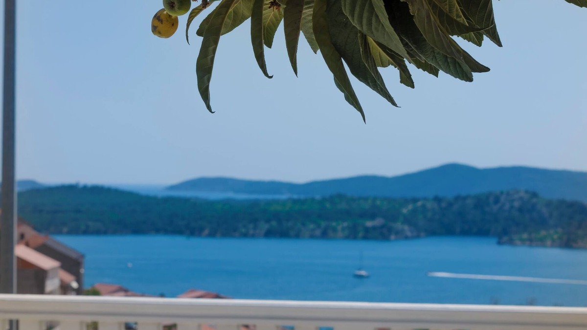 Meterize Apartment | Apartments Maestral Suites (87441-A2) - Sibenik