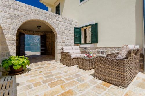 Dobrota Apartment | Apartments MarijaZ
