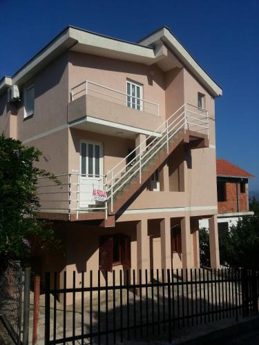 Utjeha Apartment | Apartments Nada