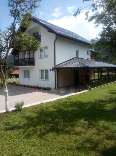 Seliste Apartment | Apartments Paradise