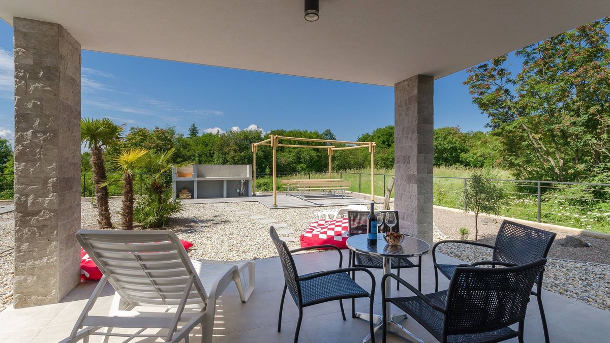 Linardici Apartment | Apartments Residence Romance (86571-A3) - Pinezici