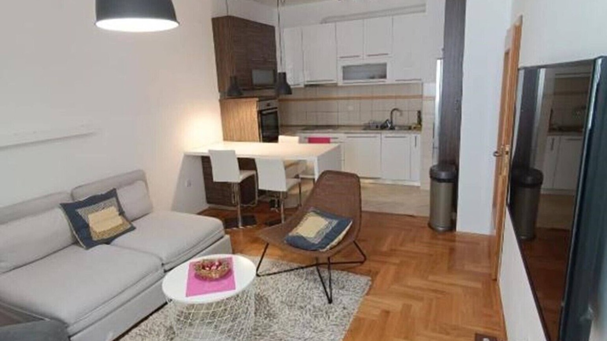 Trebinje Apartment | Apartments Romana - One Bedroom Apartment with Balcony