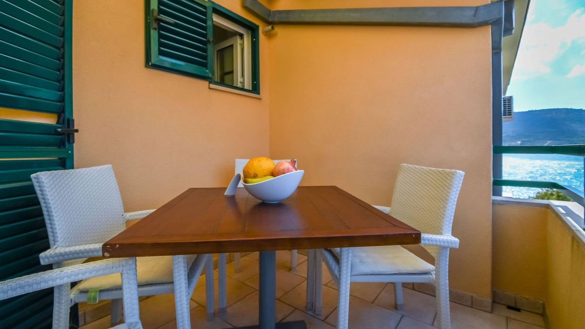 Poljica Apartment | Apartments Tina (34191-A5) - Poljica