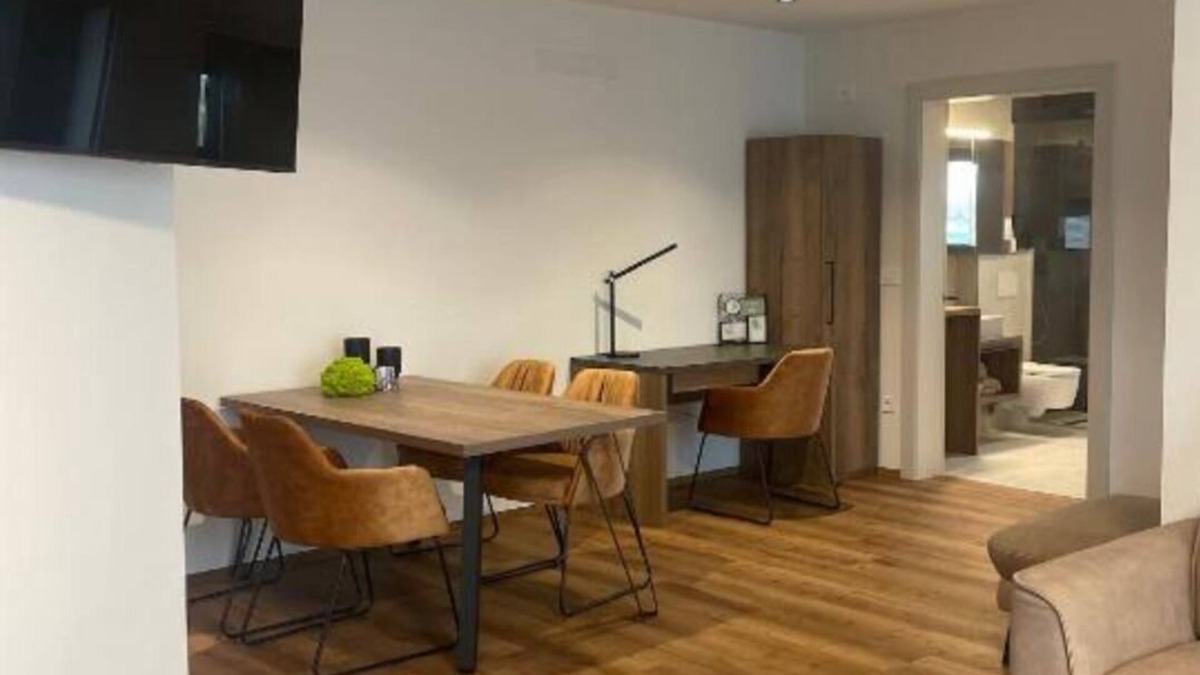 Hajdina Apartment | Apartments Wally - Two-Bedroom Deluxe Apartment with Balcony