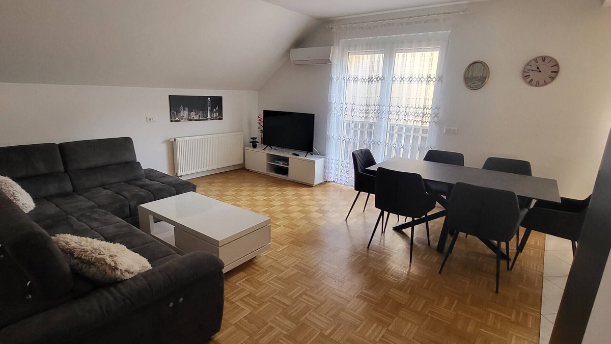 Skofljica Apartment | Apartments Želimlje - Three Bedroom Apartment 3 (zgoraj)