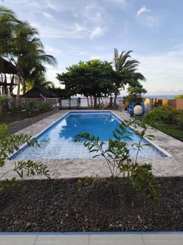 Luzon Resort | Apo Breeze Resort