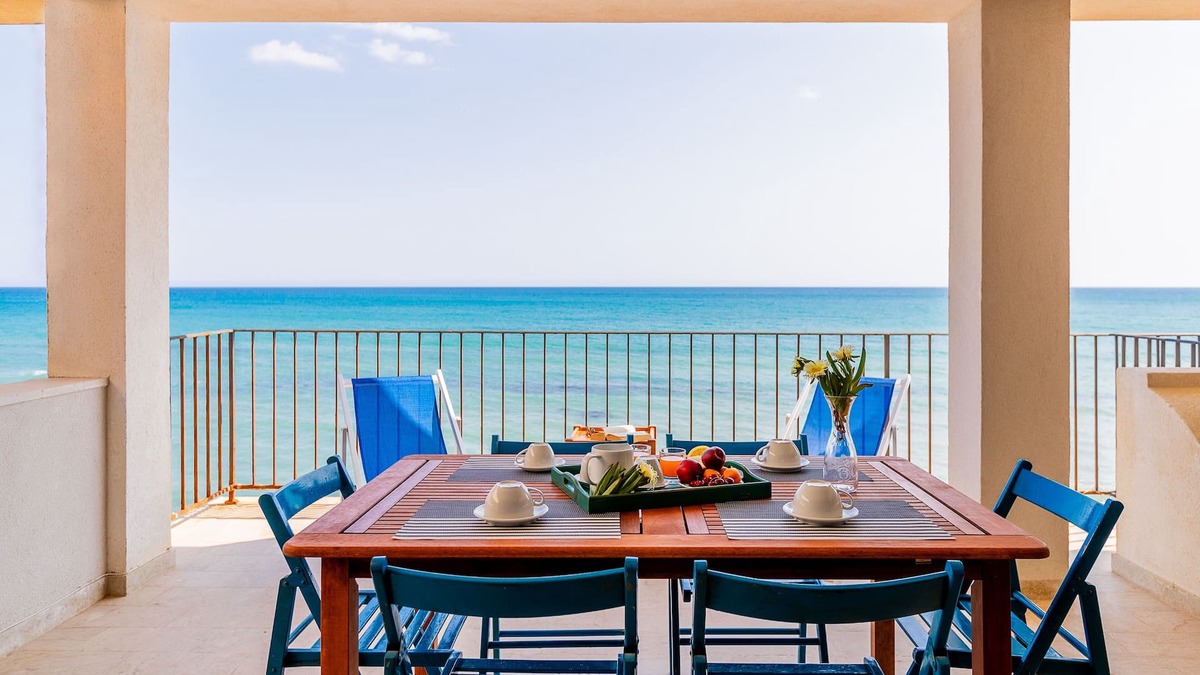 Marinella di Selinunte Apartment | Apollo's Terraces-Beach apartments less than 20 m from the sea! Grecale