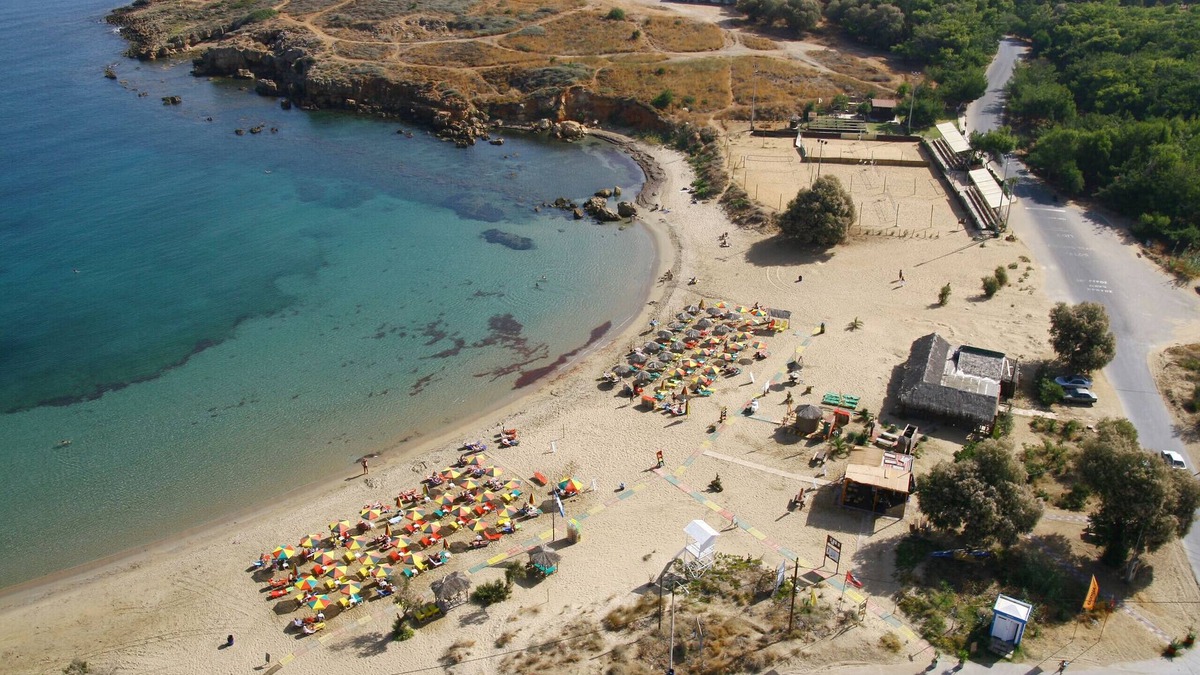 Daratsos House | Apostolis Beach House