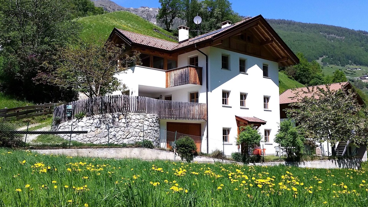 Meiern Apartment | APP. 1 AUHAUS large most beautiful apartment for 2, ideal for 4 maximum 5 persons