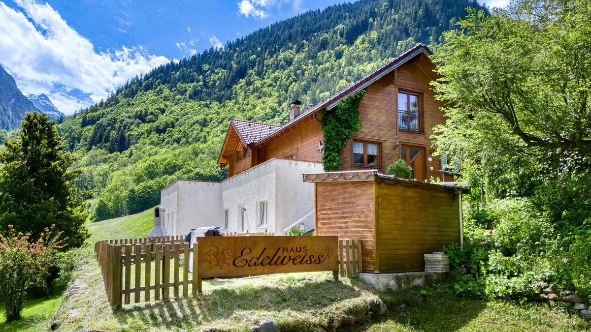 Brand Apartment | App. Alpenrose - Haus Edelweiss