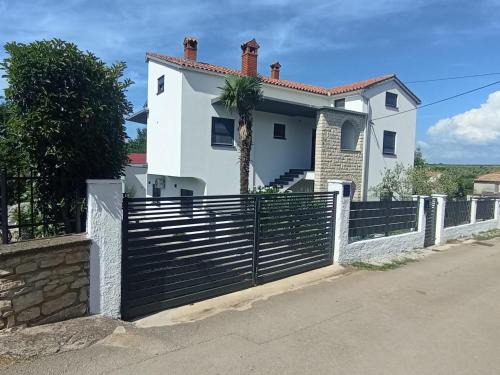 Brtonigla Apartment | APP Kiky