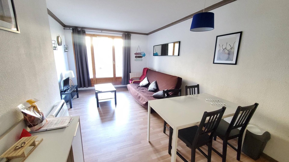 Besse-et-Saint-Anastaise Apartment | APPA 87B LMD Sancy