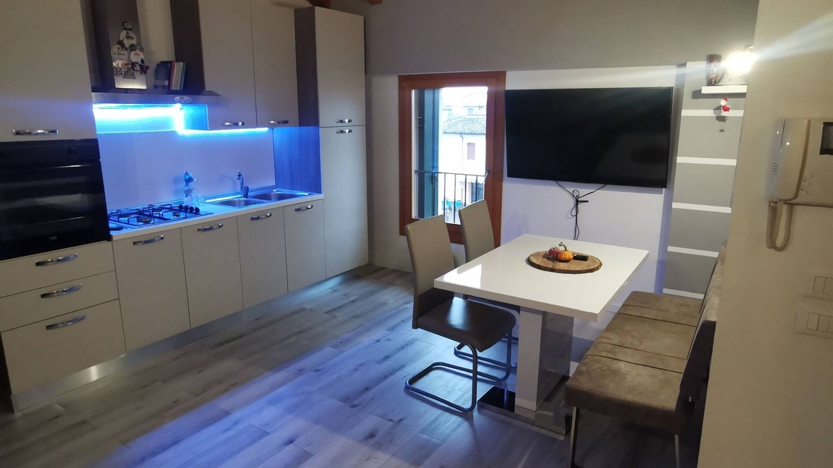 Codogne Apartment | Apparatamento DIEGO Situated in Codognè in the Veneto region,