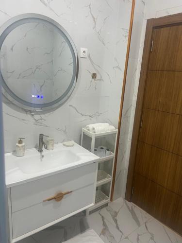 Kharouba Apartment | Apparemment neuf