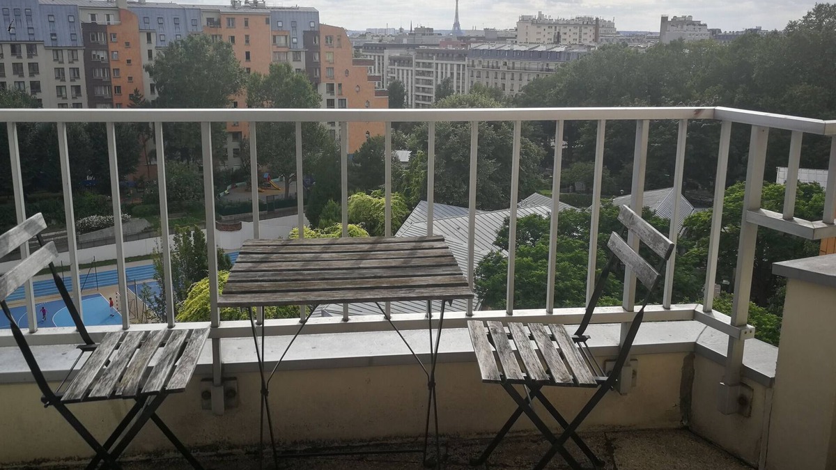Hopital Saint-Louis Apartment | Apparently with large living room next to the canal saint Martin. view of the Eiffel Tower.