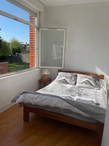 Mons-en-Baroeul Apartment | Appart 58m2 calme et lumineux - Metro à 5 min