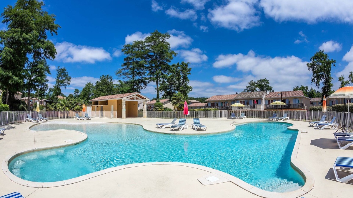Lavardac Condo | Appart + Balcon/Terrasse Proche Du Cours De Golf