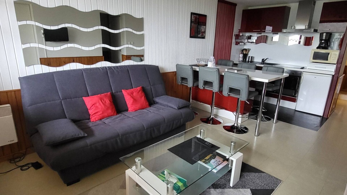 Besse-et-Saint-Anastaise Apartment | Appartement au pied des pistes 182TB