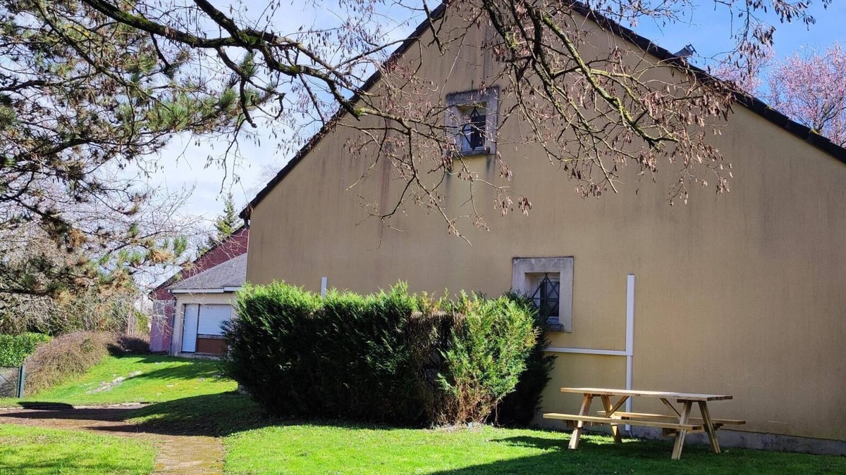 Les Aix-d'Angillon Apartment | Appart'Hôtel Le Haut Berry