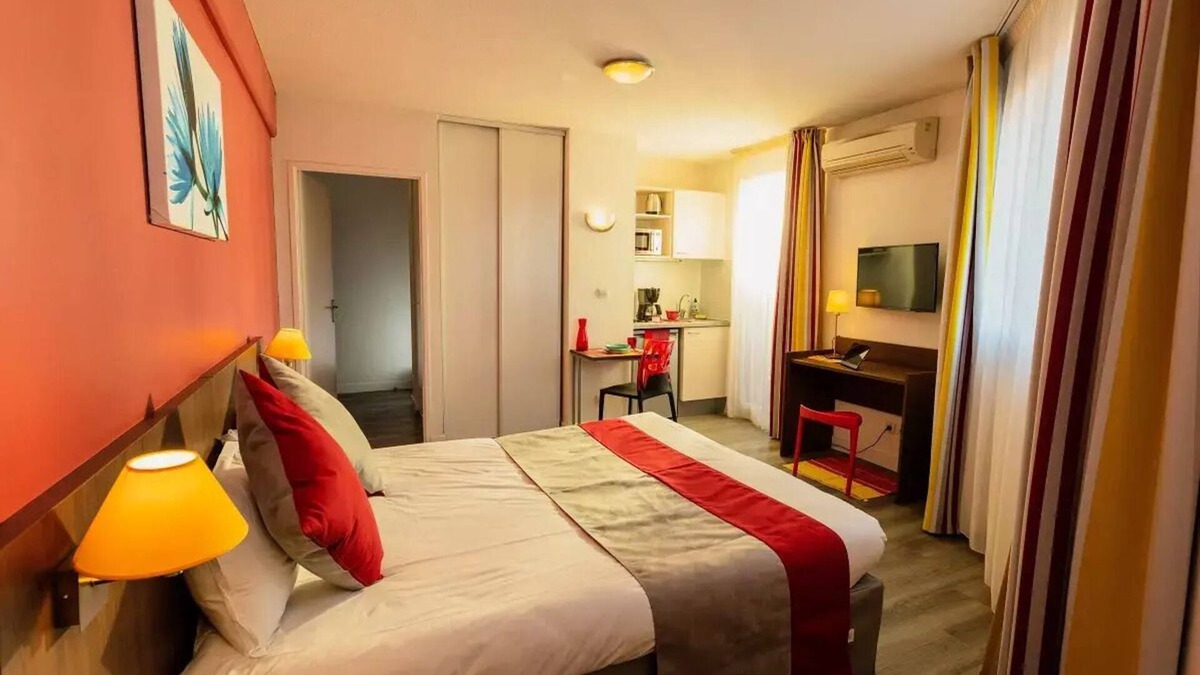 Clemenceau Apartment | Appart'Hotel Sea & Golf City Perpignan Center* - Comfort Studio 1 or 2 People