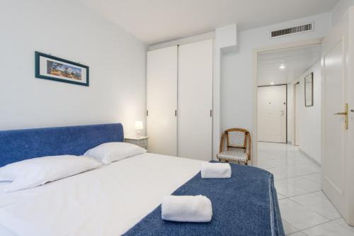 Menton Apartment | Appart lumineux et bien équipé en centre-ville