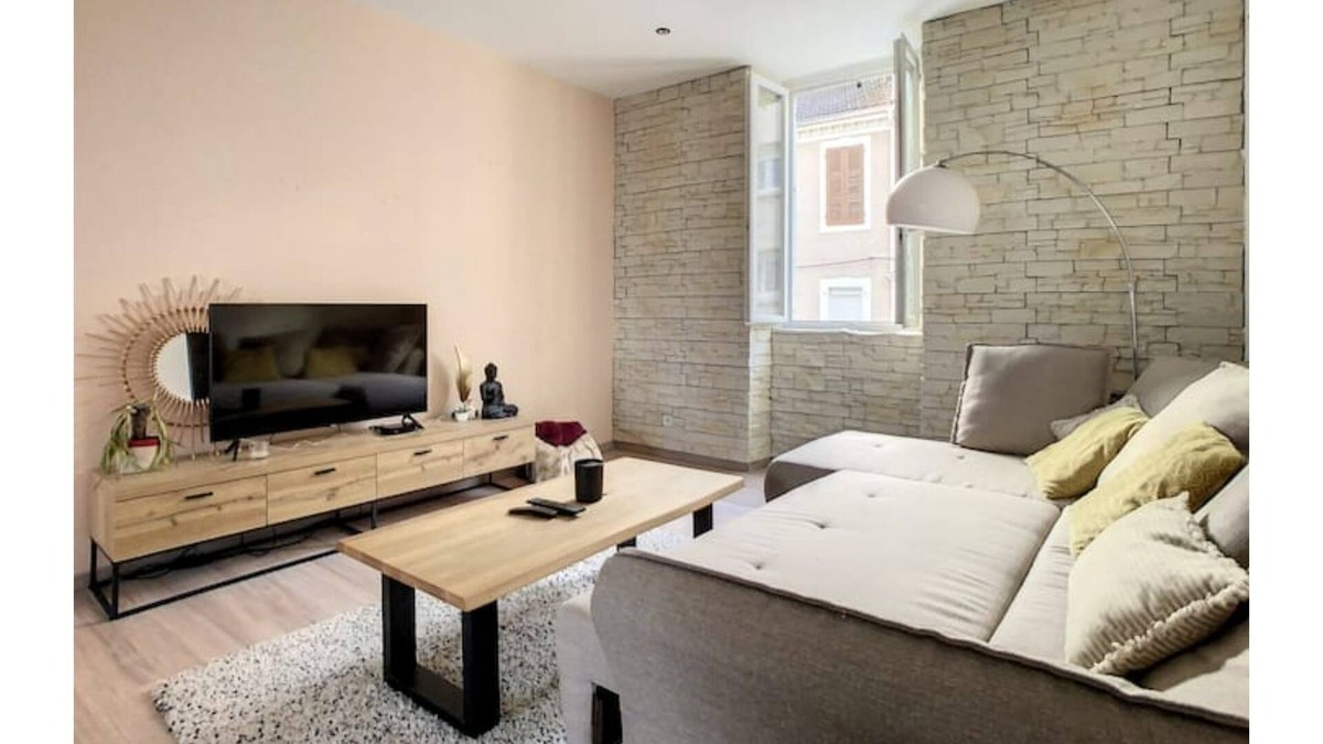 Dufau-Tourasse Apartment | Appart T2, 4 Places, à 5 Minutes du Centre Ville !