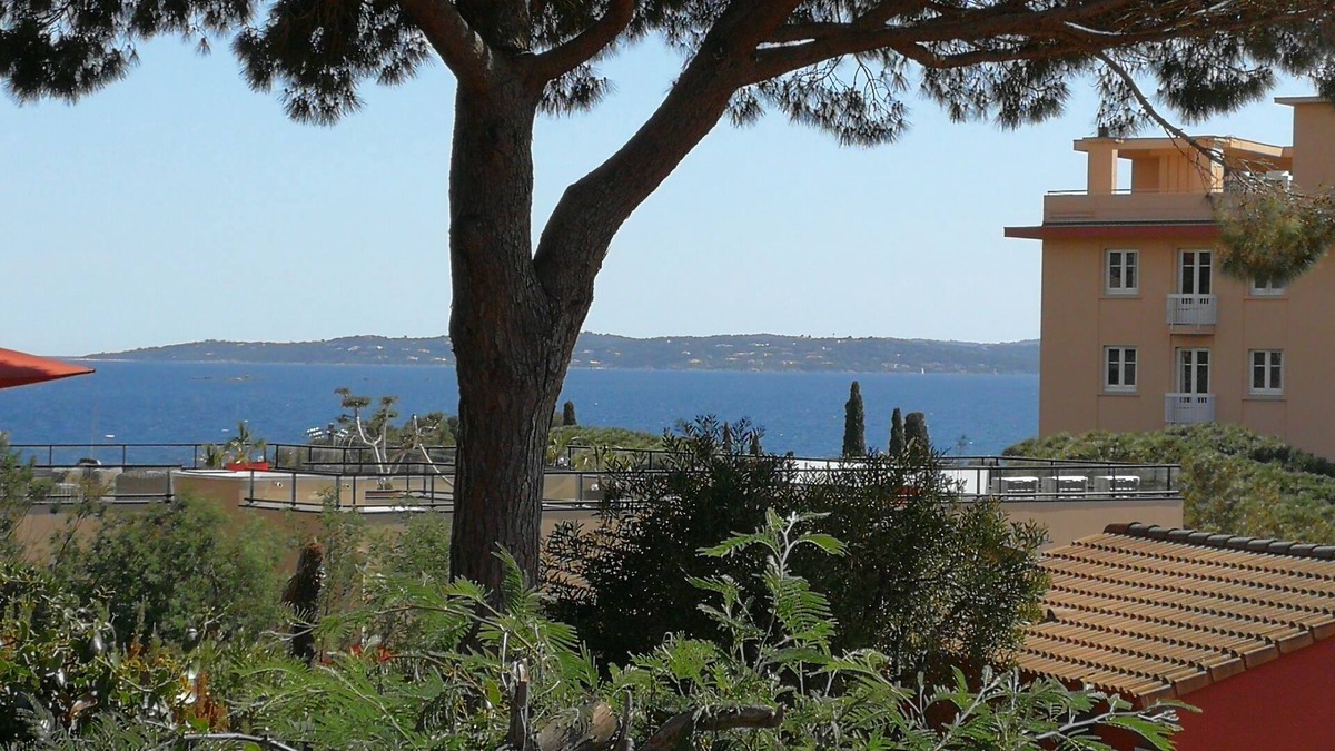 Plage de la Garonnette Apartment | Appart. T2 Les Issambres 400 m from beaches and port