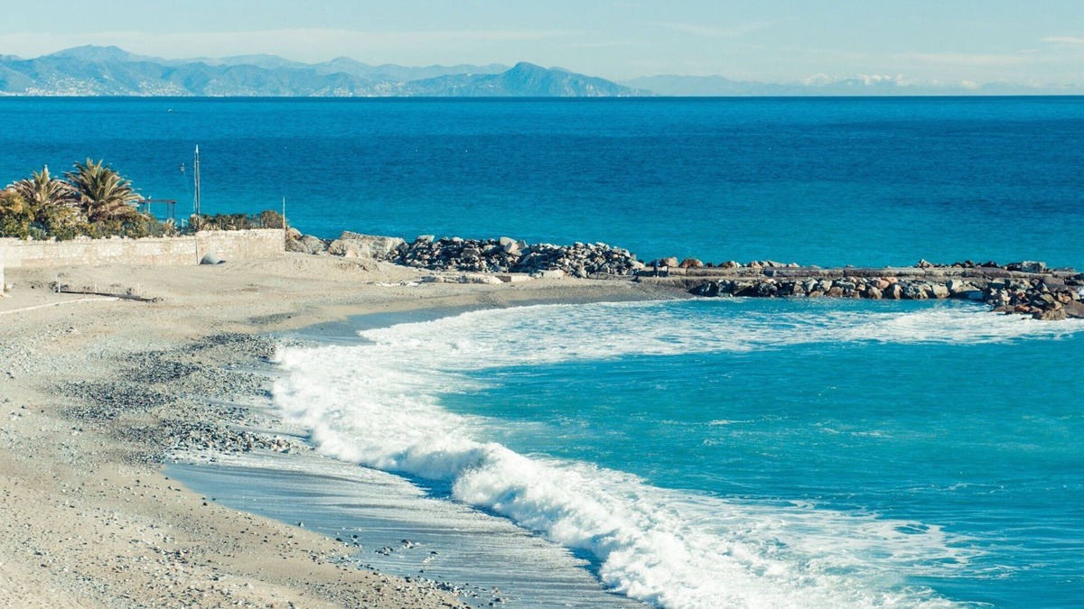 Varazze Apartment | Appartamento 4 Posti Letto Spazioso Vicino AL Mare Completo DI Tutti I Servizi