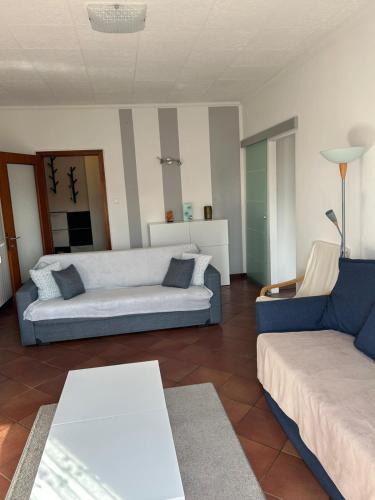 Monfalcone Apartment | Appartamento Aris