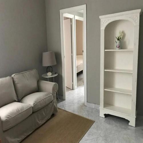 Vermezzo Apartment | Appartamento con 2 camere da letto a Vermezzo , Maggio