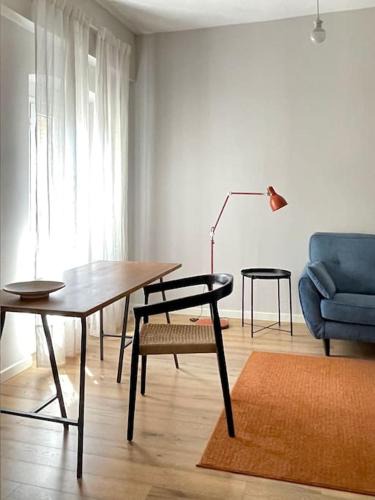 Pontedera Apartment | Appartamento con terrazza e parcheggio privato