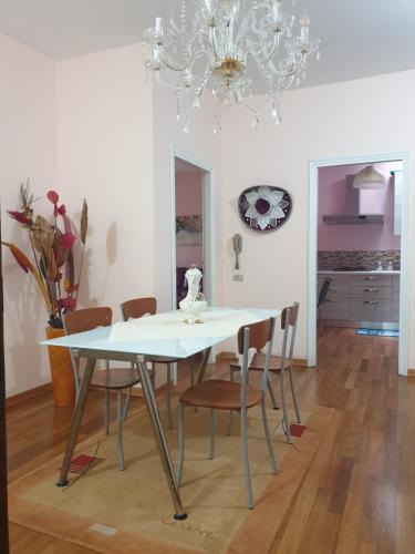 Carpi Apartment | Appartamento Duplex B & B